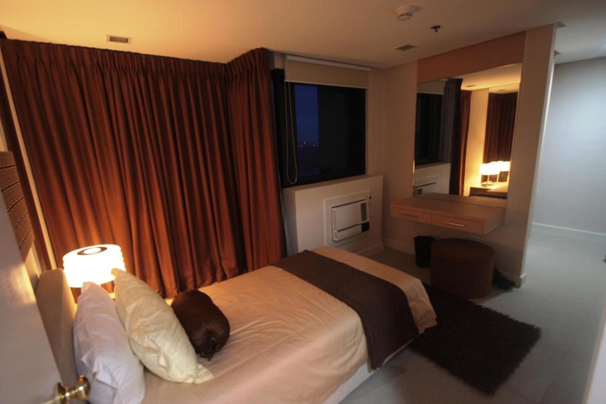 Bsa Twin Towers Aparthotel Mandaluyong ภายนอก รูปภาพ