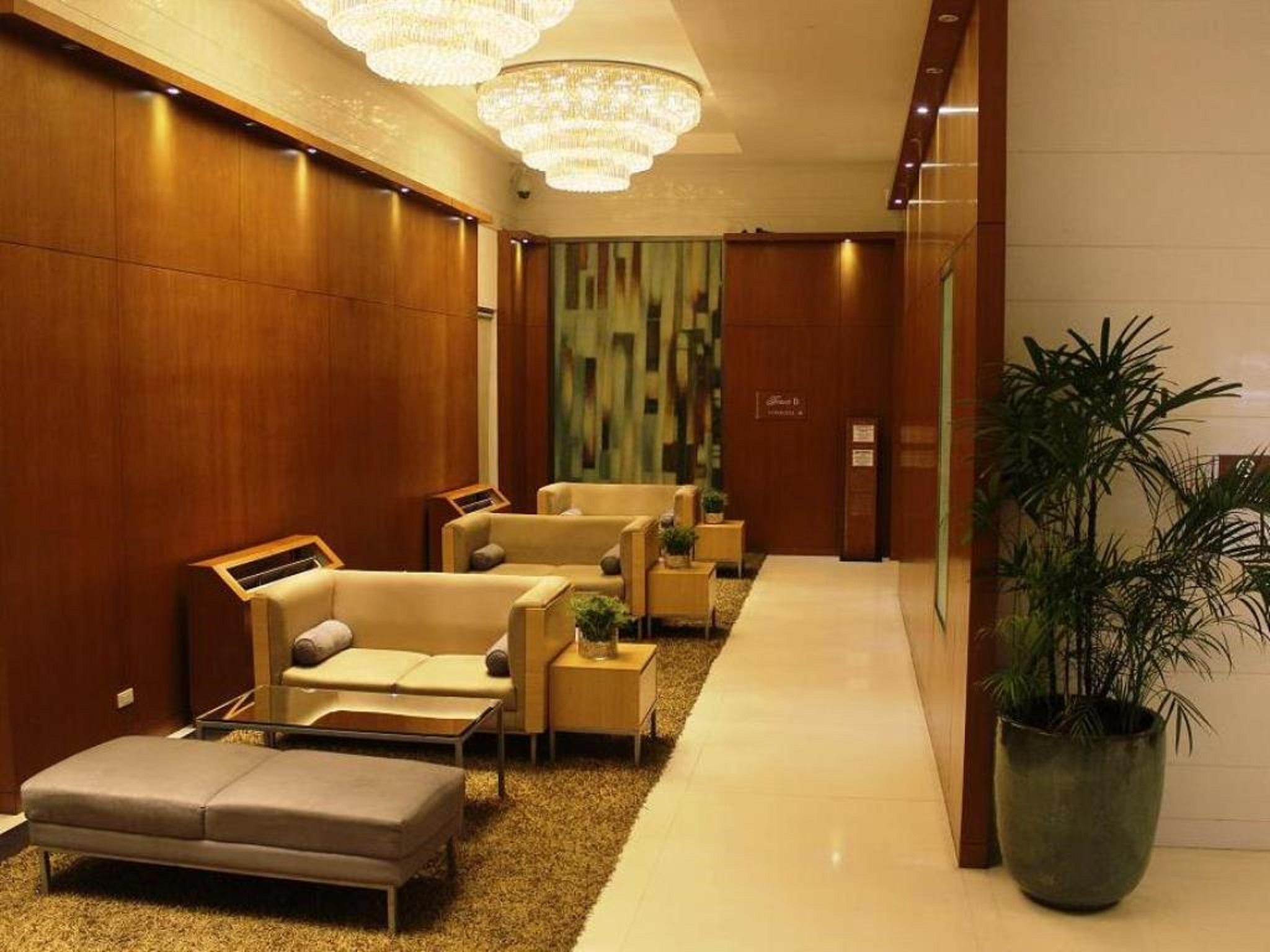 Bsa Twin Towers Aparthotel Mandaluyong ภายนอก รูปภาพ