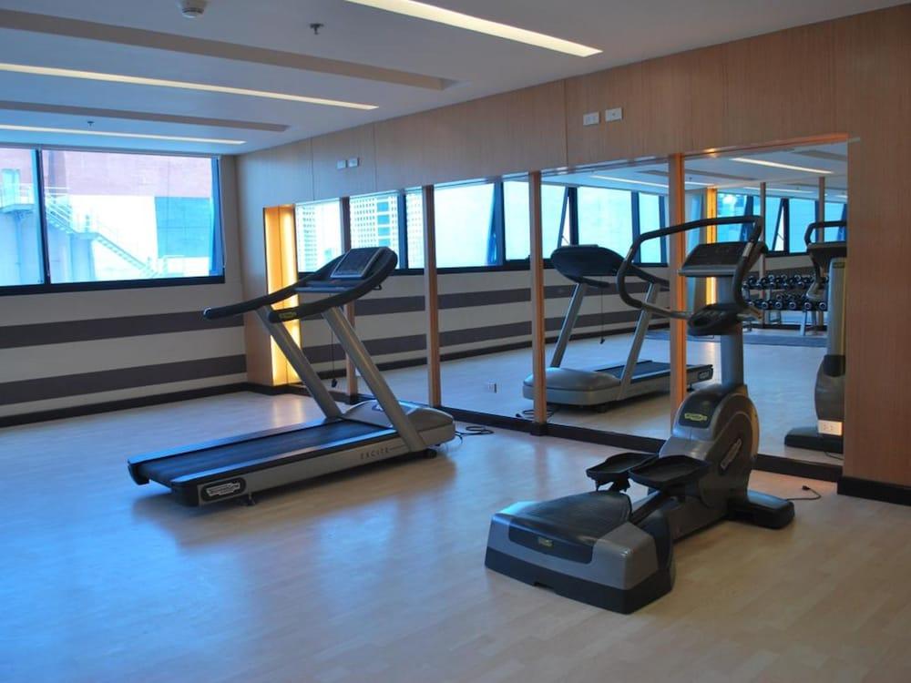 Bsa Twin Towers Aparthotel Mandaluyong ภายนอก รูปภาพ