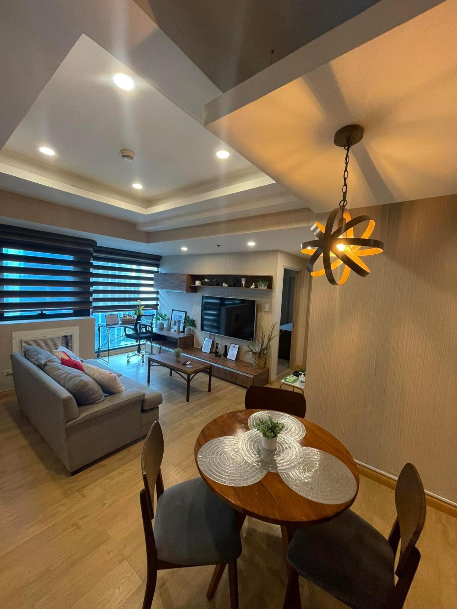 Bsa Twin Towers Aparthotel Mandaluyong ภายนอก รูปภาพ