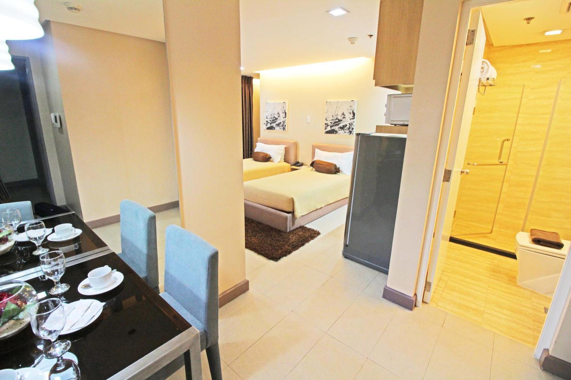 Bsa Twin Towers Aparthotel Mandaluyong ภายนอก รูปภาพ