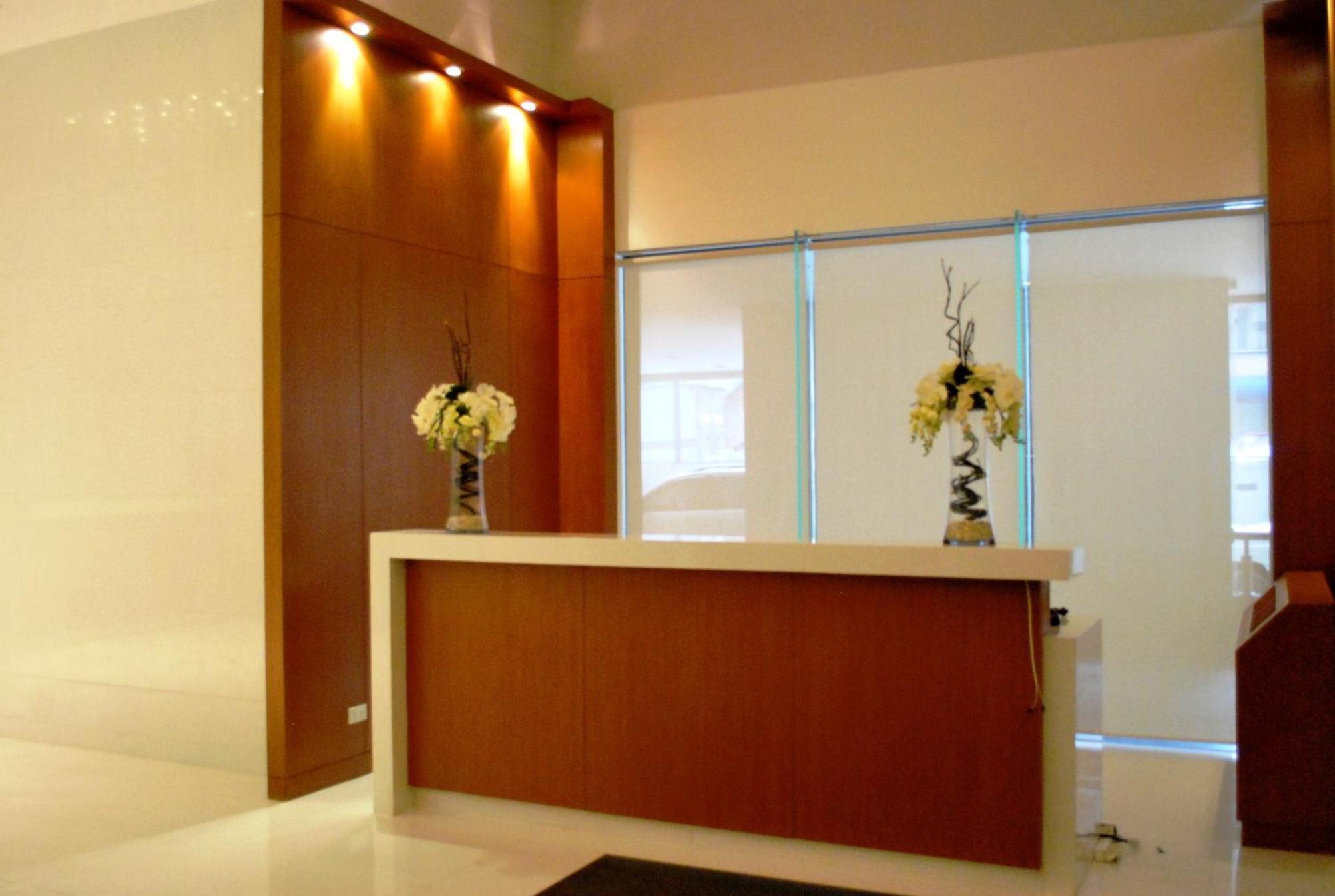 Bsa Twin Towers Aparthotel Mandaluyong ภายนอก รูปภาพ
