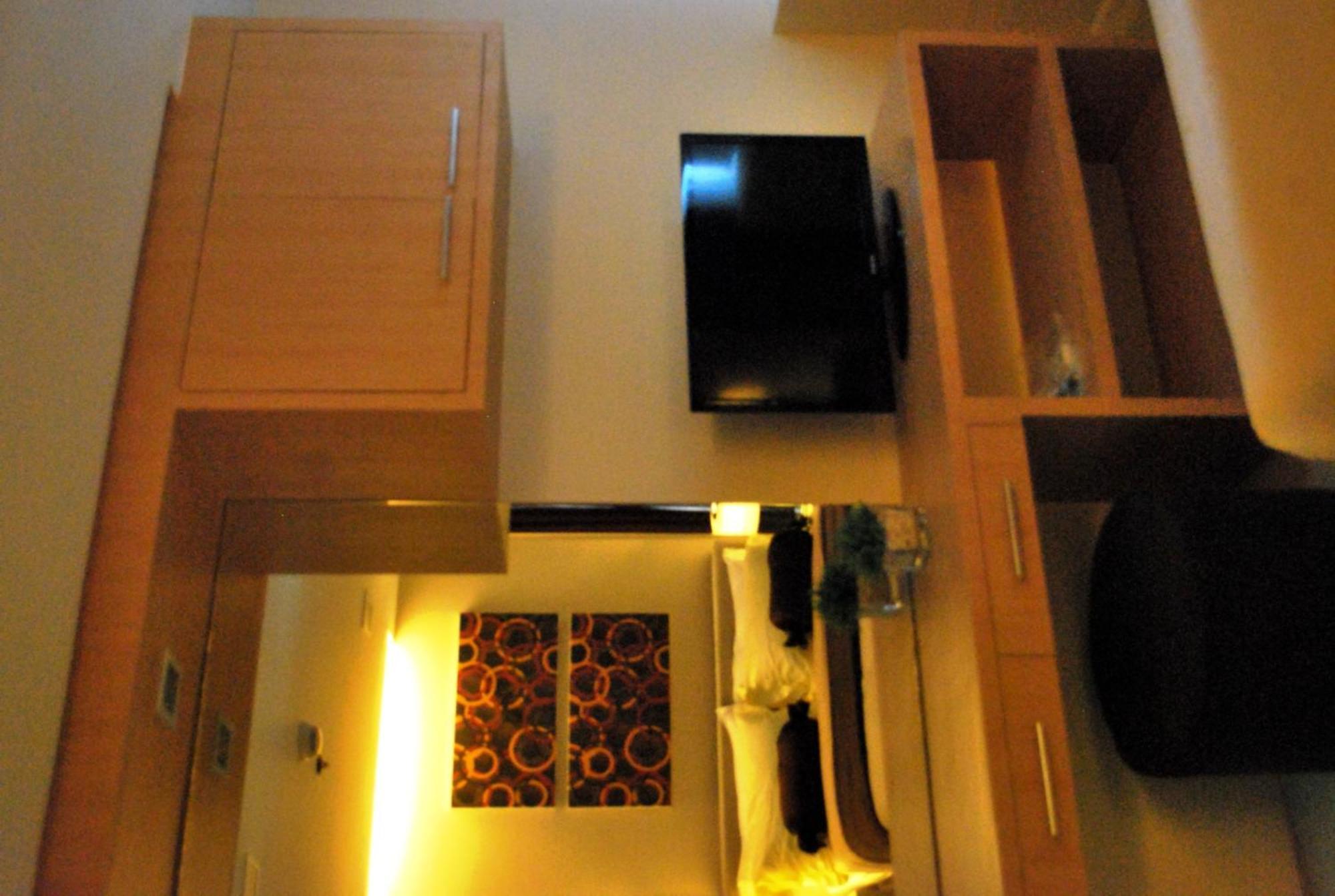 Bsa Twin Towers Aparthotel Mandaluyong ภายนอก รูปภาพ