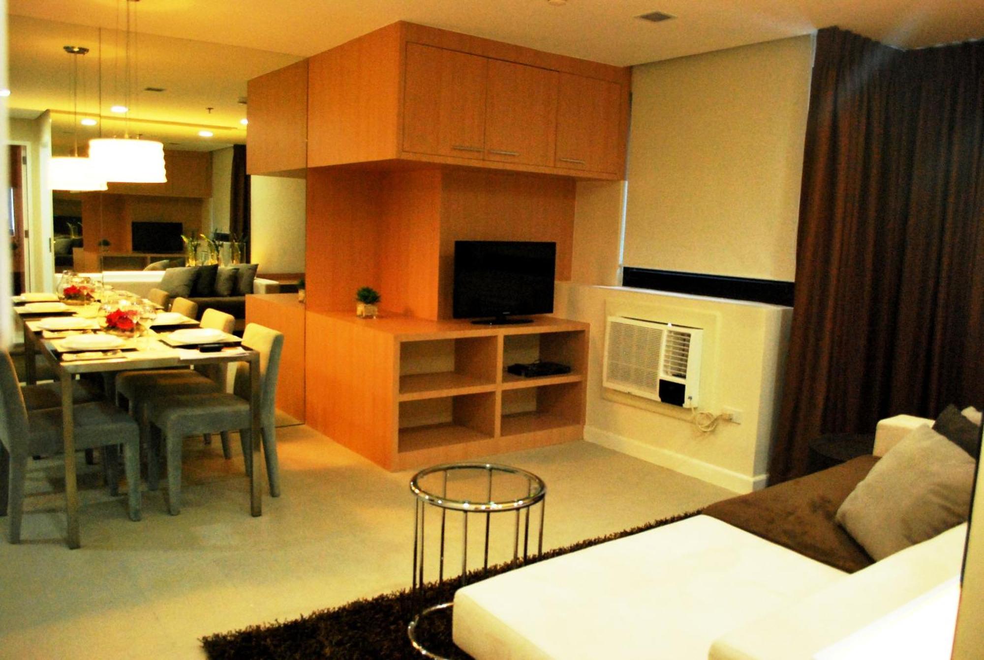 Bsa Twin Towers Aparthotel Mandaluyong ภายนอก รูปภาพ