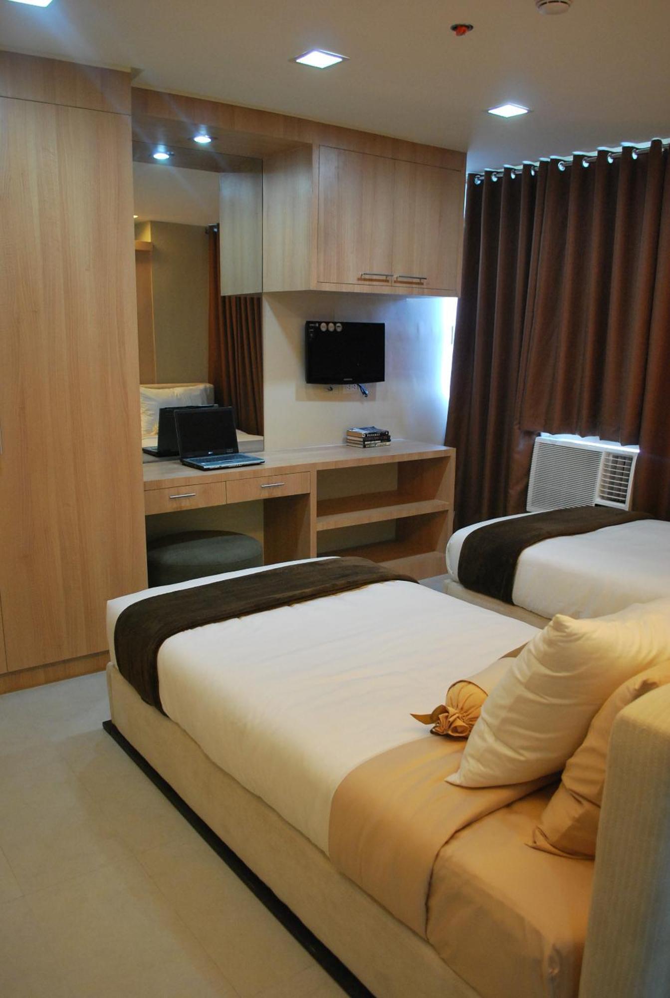 Bsa Twin Towers Aparthotel Mandaluyong ภายนอก รูปภาพ