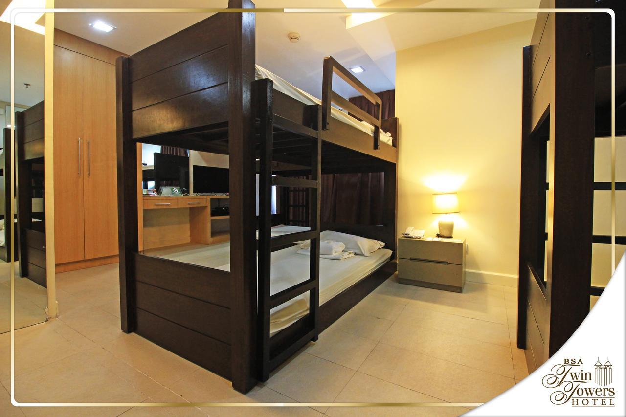Bsa Twin Towers Aparthotel Mandaluyong ภายนอก รูปภาพ